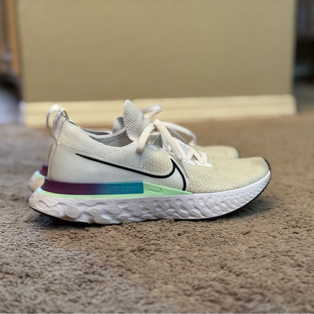 Nike React Infinity Run Flyknit - image 3